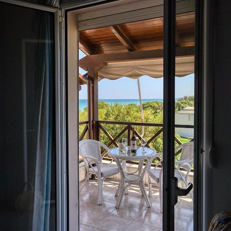 Troulis Seaside Aparthotel Amoudara  ภายนอก รูปภาพ