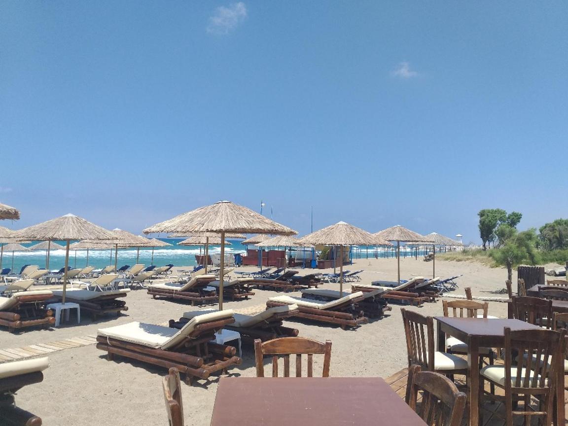 Troulis Seaside Aparthotel Amoudara  ภายนอก รูปภาพ