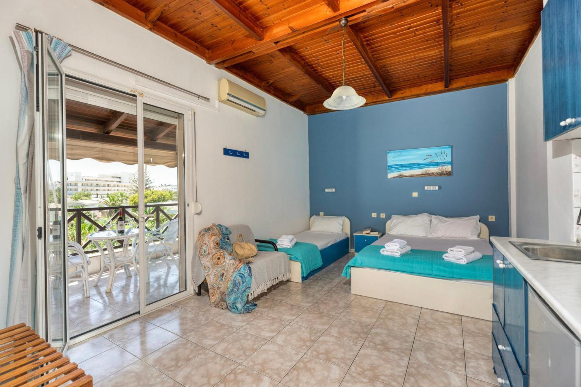 Troulis Seaside Aparthotel Amoudara  ภายนอก รูปภาพ